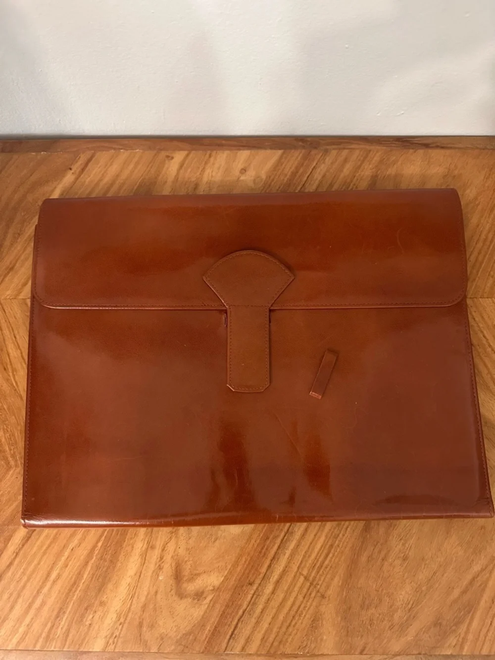 Vtg Bottega Veneta Classic Cognac Leather Document Portfolio 12.75” x 9.25” READ